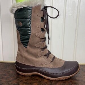 The North Face Nuptse Purna Waterproof Boots size 8.5
